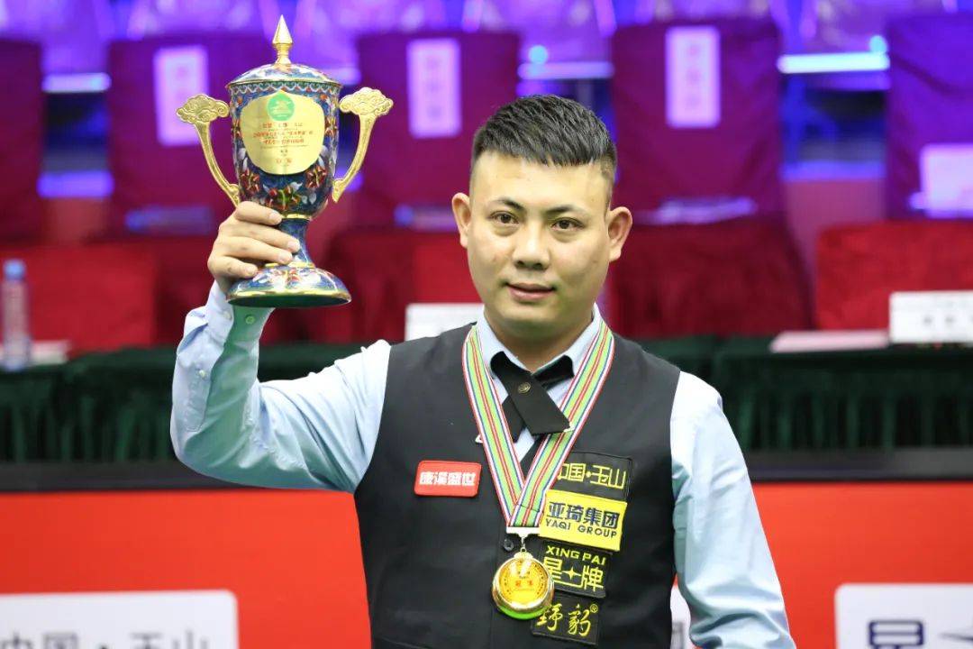 略在比赛结 略在比赛结