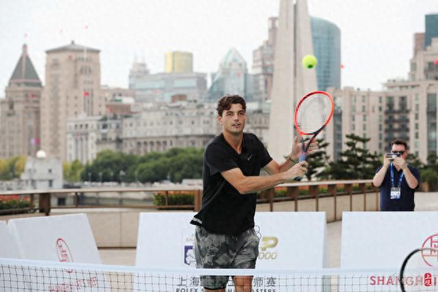 的赛程充满 的赛程充满