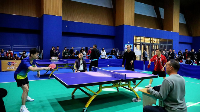 而是有脑 而是有脑